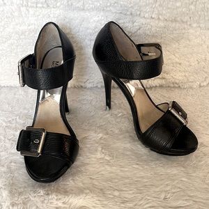 Michael kors, black heels, size 6.5. Good condition.